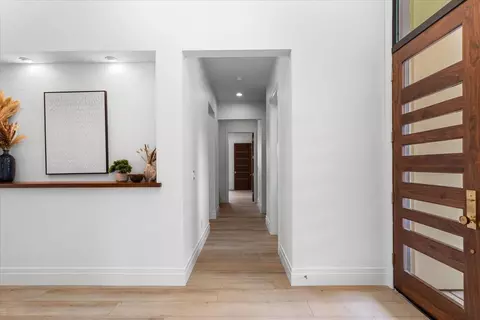 Entry Way - 285 Knolls Dr, Copperopolis, CA 95228 photo 10 of 11