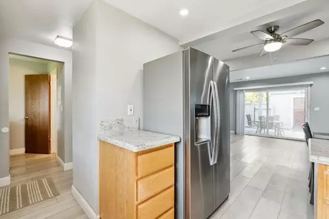 Entry Way - 455 Peerless Way #5, Tracy, CA 95376 photo 1 of 1