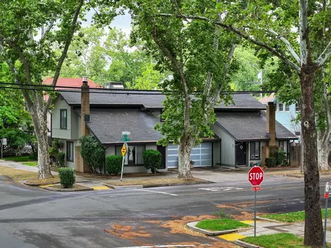2331 F St, Sacramento, CA 95816