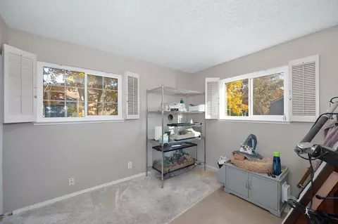 5227 Gibbons Dr, Carmichael, CA 95608 photo 20