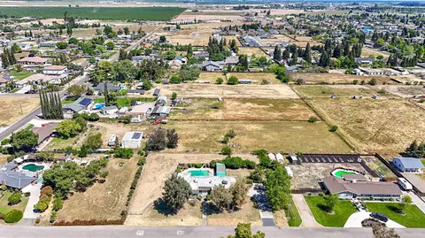 View/Area - 5924 Cherub Ln, Atwater, CA 95301 photo 2 of 12