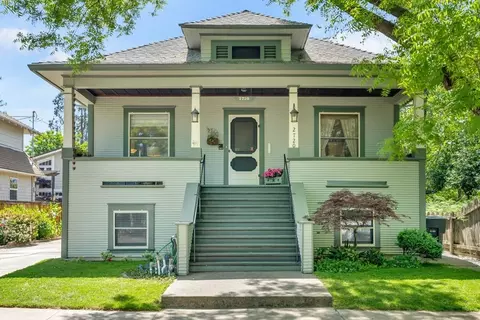 2720 Portola Way, Sacramento, CA 95818