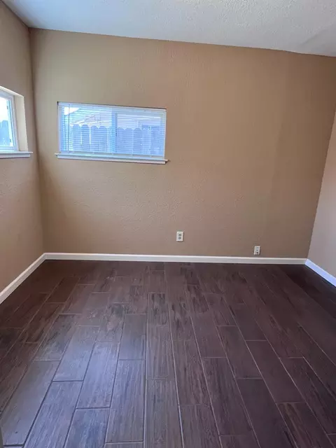 401 Marshall Ave, Modesto, CA 95351 photo 9