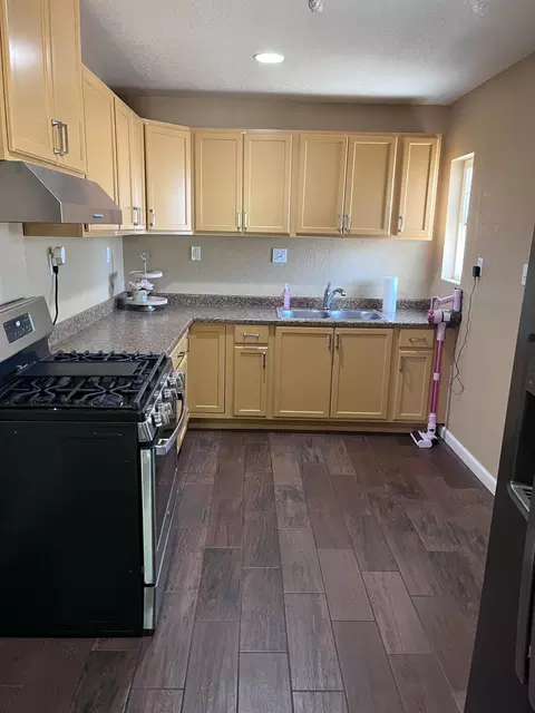 401 Marshall Ave, Modesto, CA 95351 photo 18