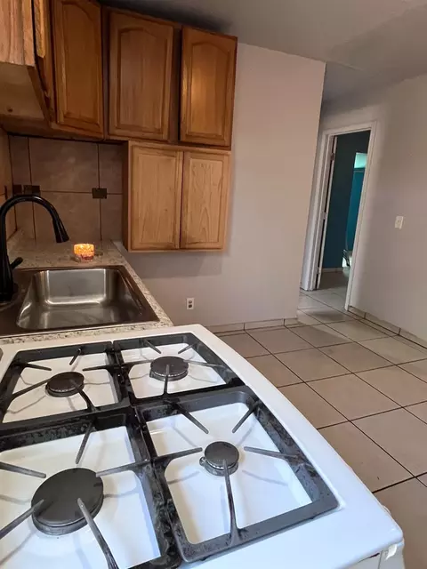 401 Marshall Ave, Modesto, CA 95351 photo 22