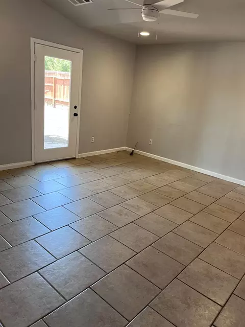 401 Marshall Ave, Modesto, CA 95351 photo 26