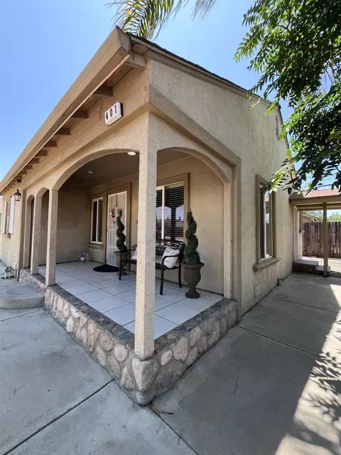 401 Marshall Ave, Modesto, CA 95351 photo 2