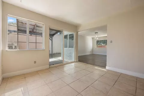 Living - 2305 Chrysler Dr, Modesto, CA 95350 photo 4 of 4