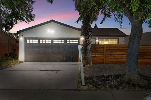 2305 Chrysler Dr, Modesto, CA 95350 photo 1