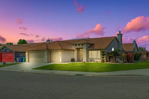 1421 Via Alberti, Gustine, CA 95322 photo 1