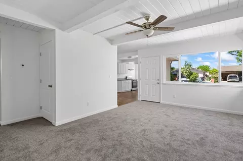 Living - 326 E 21st St, Tracy, CA 95376 photo 2 of 3
