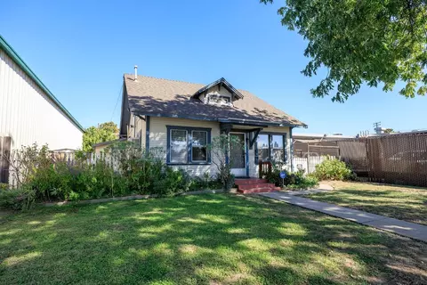718 6th St, Modesto, CA 95354 photo 2
