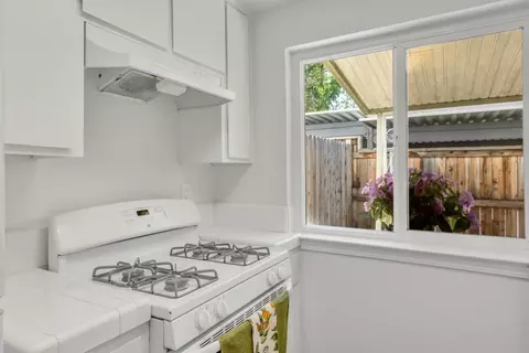 4020 Knoll Top Ct, Carmichael, CA 95608 photo 22