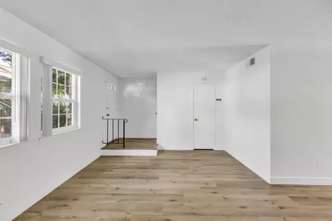 4020 Knoll Top Ct, Carmichael, CA 95608 photo 8