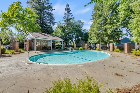4020 Knoll Top Ct, Carmichael, CA 95608 photo 50