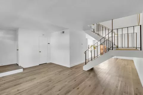 4020 Knoll Top Ct, Carmichael, CA 95608 photo 9