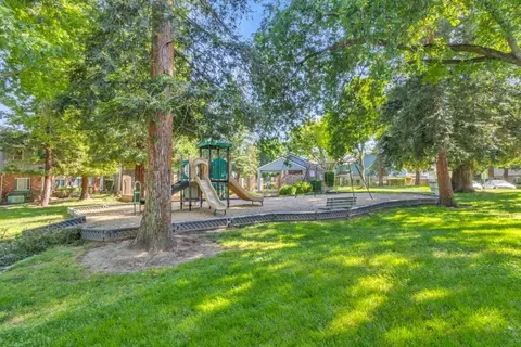 4020 Knoll Top Ct, Carmichael, CA 95608 photo 48