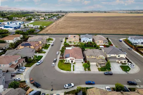 353 Michael Cox Ln, Tracy, CA 95377 photo 50