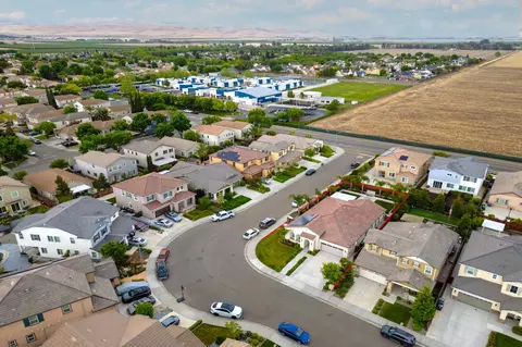 353 Michael Cox Ln, Tracy, CA 95377 photo 49