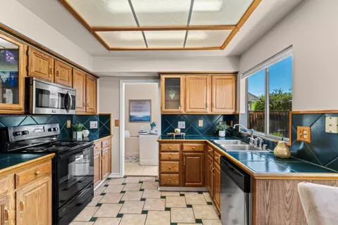 1760 Thicket Ct, Tracy, CA 95376 photo 14