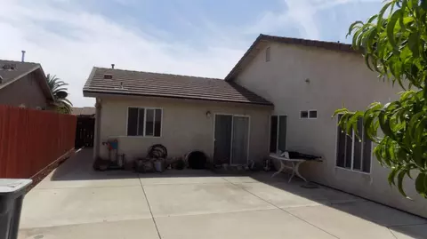 Exterior - 149 Sisco De Asis Ct, Merced, CA 95341 photo 4 of 6