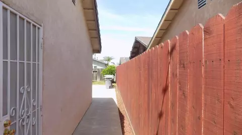 Entry Way - 149 Sisco De Asis Ct, Merced, CA 95341 photo 3 of 3