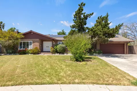 7729 South Pkwy, Sacramento, CA 95823