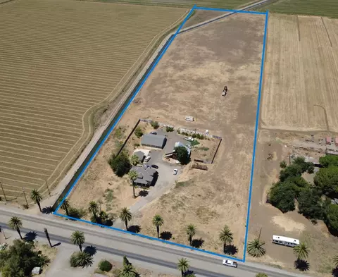 1407 E Las Palmas, Patterson, CA 95363
