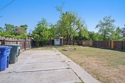 445 Maple St, Modesto, CA 95351 photo 17