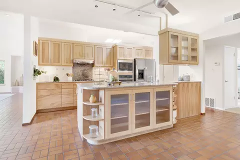1000 Colby Dr, Davis, CA 95616 photo 9