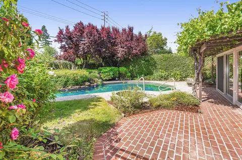 1000 Colby Dr, Davis, CA 95616 photo 25