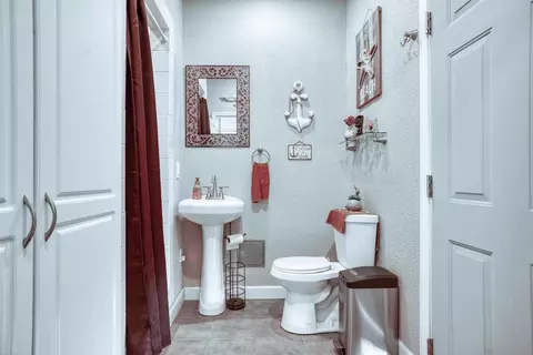 1135 Eagle Ln, Manteca, CA 95337 photo 27
