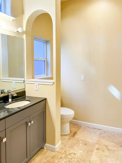 Bath - 5534 Mockingbird Ct, Foresthill, CA 95631 photo 4 of 6