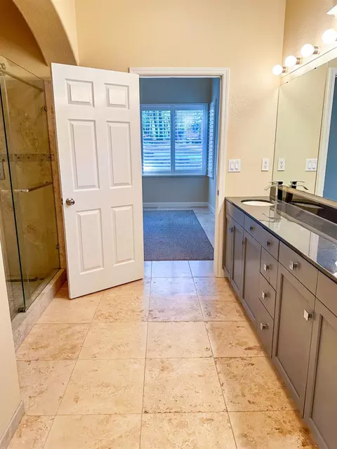 Bath - 5534 Mockingbird Ct, Foresthill, CA 95631 photo 5 of 6