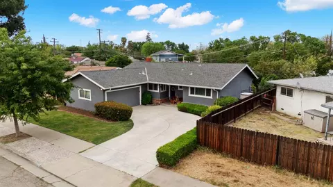View/Area - 216 S 6th St, Patterson, CA 95363 photo 2 of 4