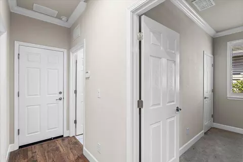 Entry Way - 1377 Arbor Brook Dr, Manteca, CA 95336 photo 4 of 4
