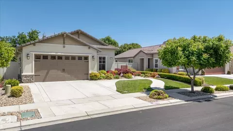 Exterior - 1377 Arbor Brook Dr, Manteca, CA 95336 photo 2 of 22