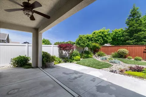 Exterior - 1377 Arbor Brook Dr, Manteca, CA 95336 photo 5 of 22