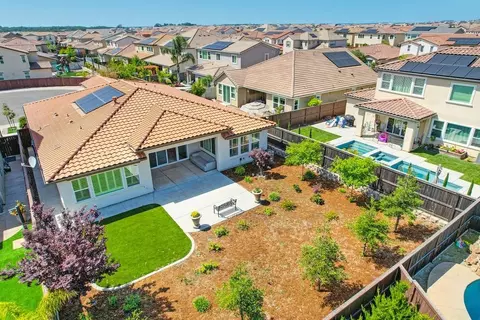View/Area - 3532 Heron Ct, Folsom, CA 95630 photo 2 of 9