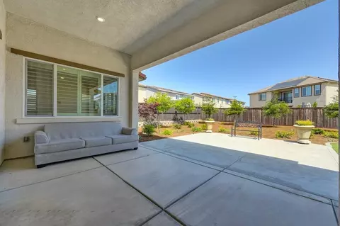 Exterior - 3532 Heron Ct, Folsom, CA 95630 photo 5 of 21