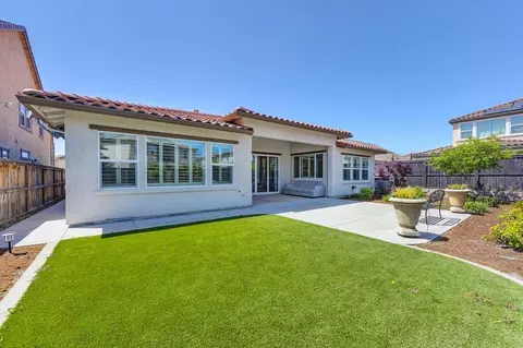 Exterior - 3532 Heron Ct, Folsom, CA 95630 photo 15 of 21