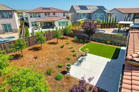 Exterior - 3532 Heron Ct, Folsom, CA 95630 photo 18 of 21