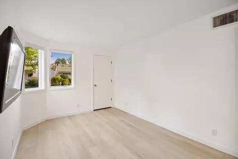 1015 Pamplona Ave, Davis, CA 95616 photo 5