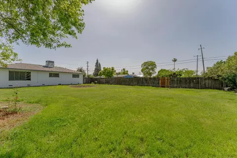 1887 Beverly Ave, Olivehurst, CA 95961 photo 29