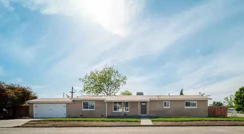 61 Parkwest St, Merced, CA 95341 photo 1