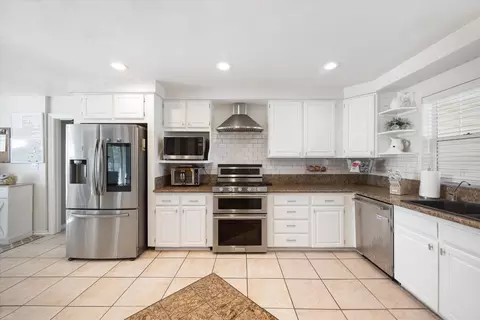 Kitchen - 4540 Kruk Trl, Placerville, CA 95667 photo 1 of 3