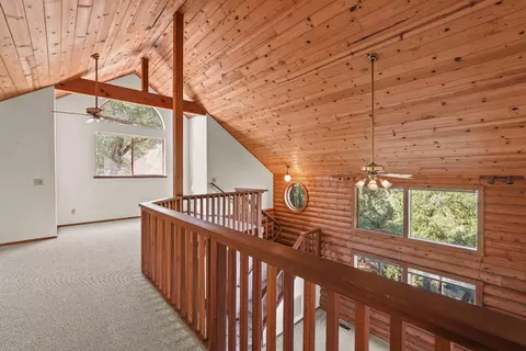 Entry Way - 500 Hilltop Ct, Applegate, CA 95703 photo 4 of 5