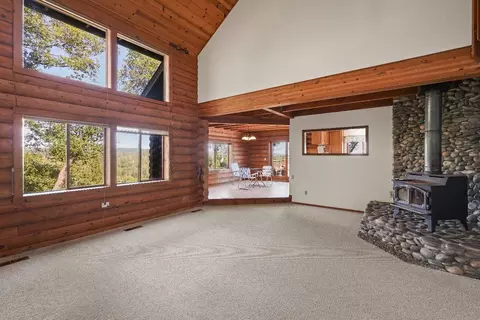 Living - 500 Hilltop Ct, Applegate, CA 95703 photo 4 of 7