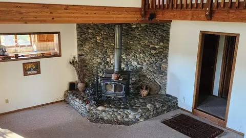 Living - 500 Hilltop Ct, Applegate, CA 95703 photo 2 of 7
