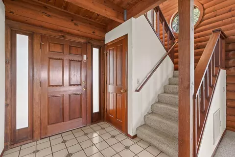 Entry Way - 500 Hilltop Ct, Applegate, CA 95703 photo 3 of 5